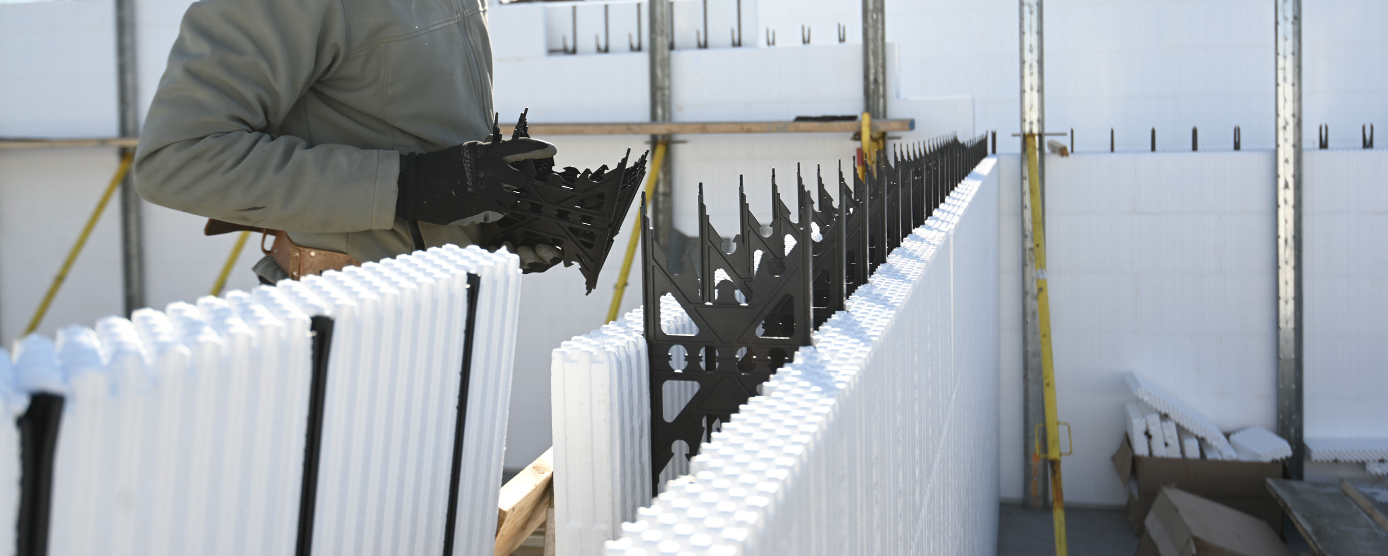 Installation coffrage isolant Qu&eacute;bec